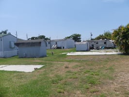 27608837