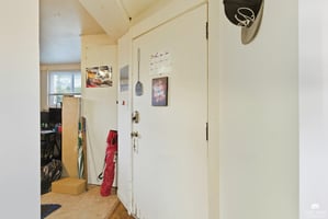 27616712