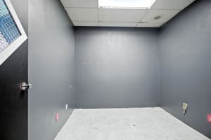 27628547