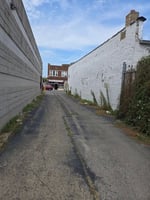 27631693