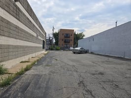27631690