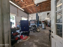 27641070