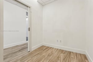 27642846