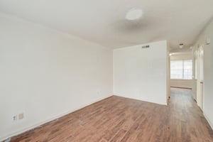 27643195