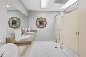 27752902