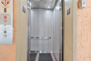 27777522