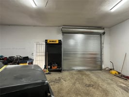 32653009