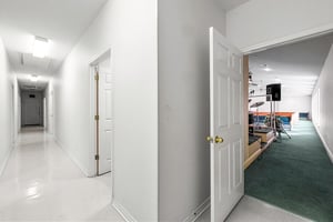 27800447