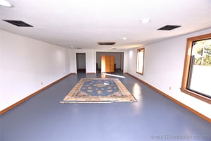 27808922