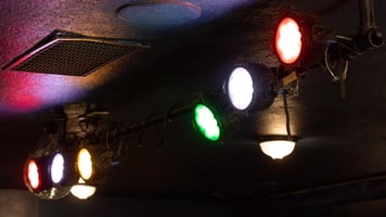 27829627