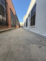 27885405