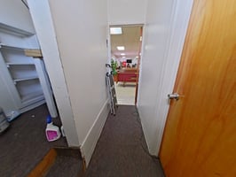 27872559