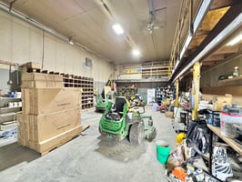 27880541