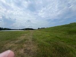 27882644