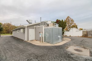 27884031