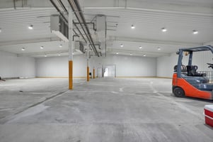 27900185