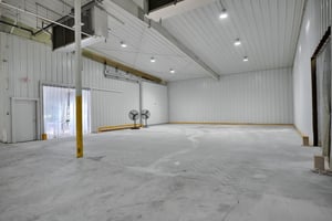 27900172