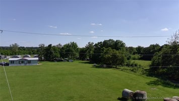 27894027