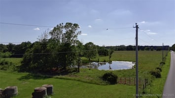 27894029