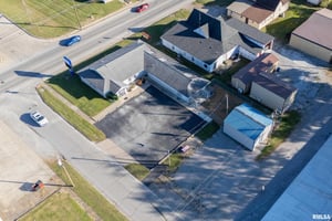 27894686