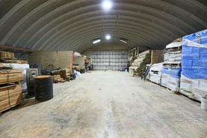 27904879
