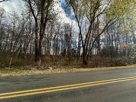 27904287