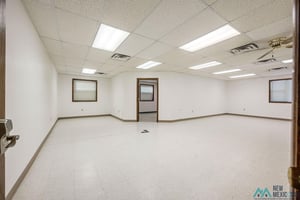 27916601