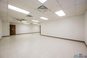 27916603