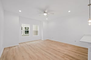 27924595