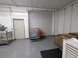27926158