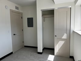 27927064