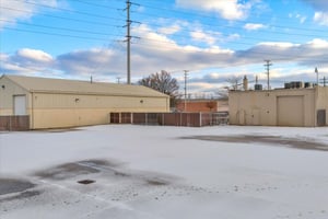28900692