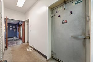 27985784
