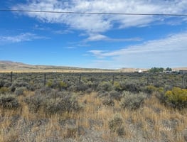 28004876