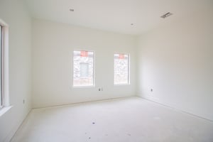 29578220