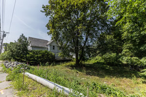 28046985