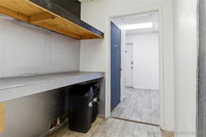 28068385