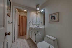 28158558