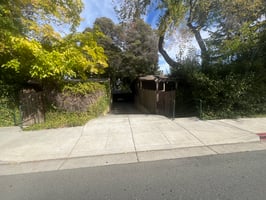 28153902