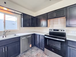 28163081