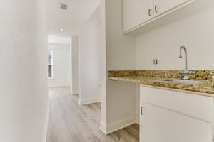 28168122