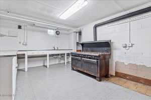 28207932
