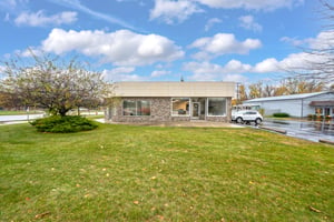 28201136