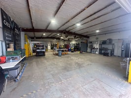 30095156