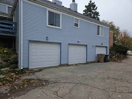 28300284