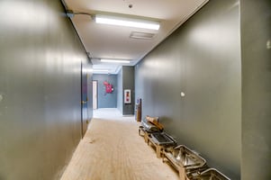 28315685