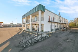 29546929