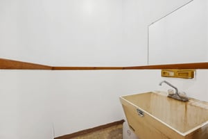 28541595