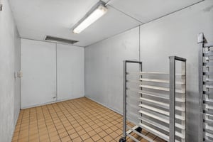 28646929