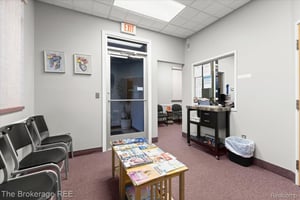 33658628